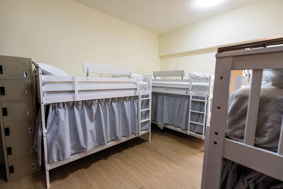 1 bedroom, premium bedding, laptop workspace, blackout curtains