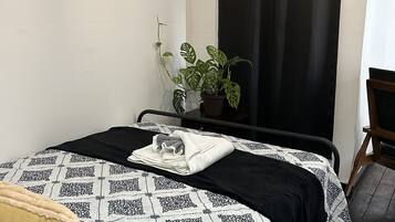 1 soveværelse, strygejern/strygebræt, Wi-Fi