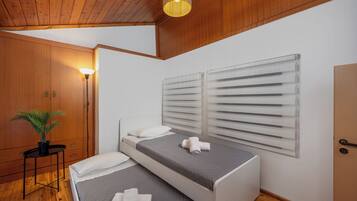 2 chambres, fer et planche Ă repasser, Wi-Fi gratuit, draps fournis