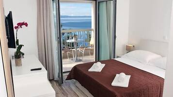 HabitaciĂłn doble Deluxe, balcĂłn, vista al mar | Vista desde la habitaciĂłn