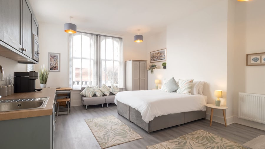 Host Stay Harbour Point