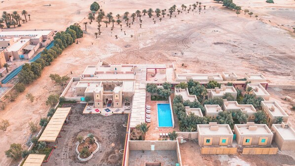 شرفة/رواق