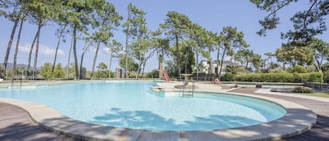 Studio | 2 bedrooms, Internet