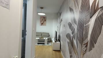 Departamento (One Bedroom Apartment) | Lobby