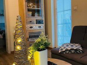 Apartment (Classic One Bedroom Apartment with Te) | Wohnzimmer