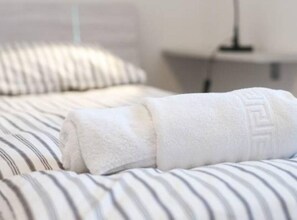 Room - Stylish Retreat With BBQ and Modern Amenities Near Terme (Brežice)