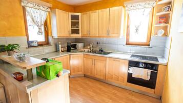 Casa (One Bedroom Holiday Home with Terrace) | Cocina privada | Refrigerador