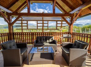 House (One Bedroom Holiday Home with Terrace) | Balcony