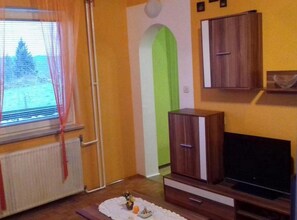 Apartment (One Bedroom Apartment) - Comfortable Zreče Apartment With Playground and Private Parking, Ideal for Families (Zrece)