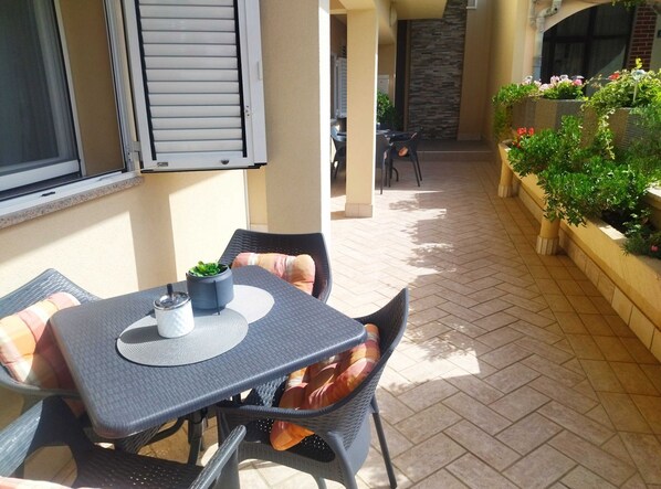 Appartement (One Bedroom Apartment) | Extérieur