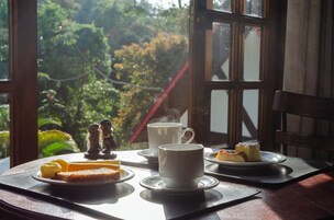 Desayuno bufé gratuito y diario
