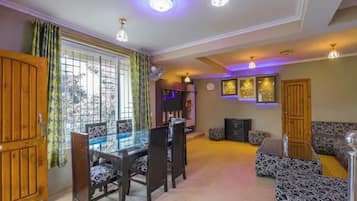 Luxury Villa, Mountain View | Living area | Flat-screen TV