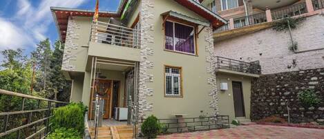 Facciata della struttura