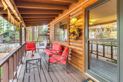 5 Mi to Woodland Lake Park: Cabin in Pinetop!