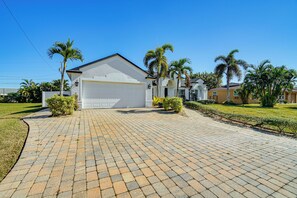 House (3 Bedrooms) | Interior - 4 Mi to Beach: Home w/ Patio in Cape Coral! (Cape Coral)