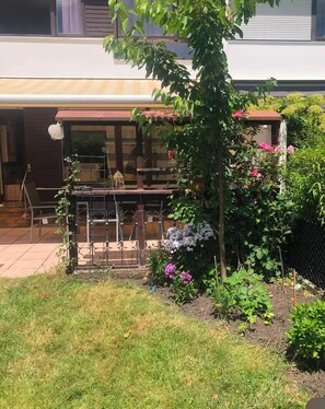 Exterior - Cozy room with garden and gym (Aschheim)