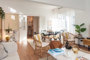 Ferienhaus | 4 Schlafzimmer, Schreibtisch