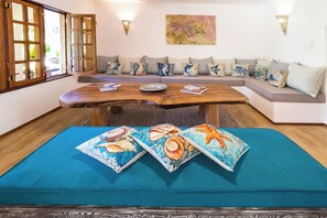 Living area - Lazy Days (Diani Beach)