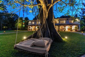 Garden - Lazy Days (Diani Beach)