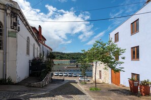Exterior - Unusual House (Porto)