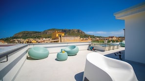 Apartamento, sacada, vista para o mar | Terraço/pátio
