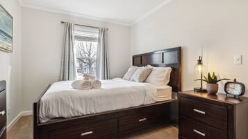 Hús - 3 svefnherbergi | 3 svefnherbergi, straujárn/strauborð, ókeypis þráðlaus nettenging