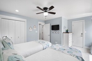 Condo, 2 Bedrooms | 2 bedrooms, desk, iron/ironing board, free WiFi
