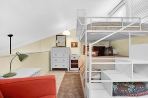 Condo, 2 quartos | 2 quartos, ferros/tábuas de passar roupa, Wi-Fi de cortesia