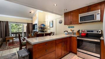Condo, 2 Bedrooms | Private kitchen | Fridge, oven, toaster