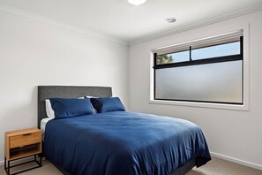 4 bedrooms, iron/ironing board, travel cot, free WiFi