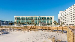 Appart'hôtel, 2 chambres | Extérieur