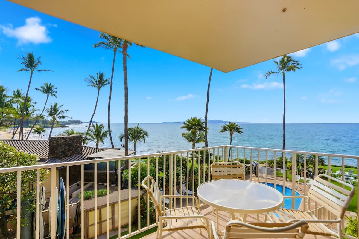 Condo, 2 Bedrooms | Outdoor dining