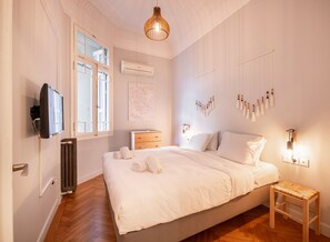 2 عدّة غرف نوم ومكتب ومكواة/لوح كي وواي فاي مجانًا