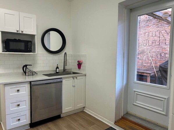 Private kitchen - Free Parking, Private Terrace, Tea Lounge, Harry Potter  (Montréal)