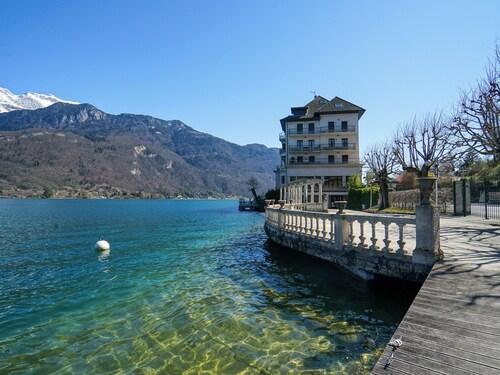 O bord de l'O - Duplex apartment on the water in Duingt
