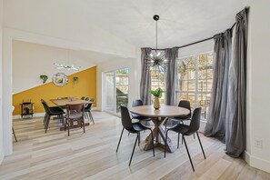 Dining - 4-BD,2-BA Luxe Modern Gem with Foosball & Firepit (Grand Prairie)