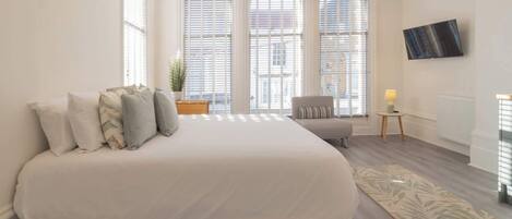 1 Schlafzimmer, Schreibtisch, Bügeleisen/Bügelbrett, WLAN