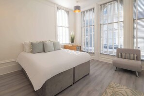 1 غرفة نوم ومكتب ومكواة/لوح كي وواي فاي