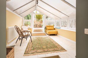 Interior - Host & Stay | The Hideaway (Lyme Regis)