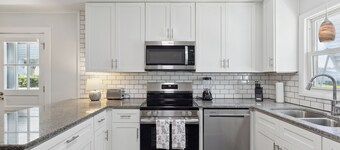 Rec Player's Retreat | Dog-Friendly & Firepit Area