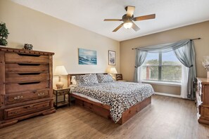 3 bedrooms, internet, bed sheets