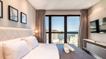 Basic Apartment | Free WiFi, bed sheets