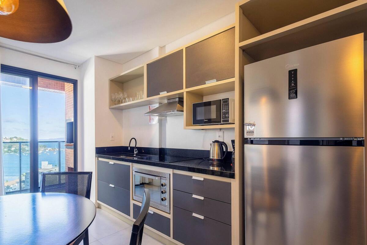 Basic Apartment | Private kitchen | Microwave, espresso maker, electric kettle, cookware/dishes/utensils