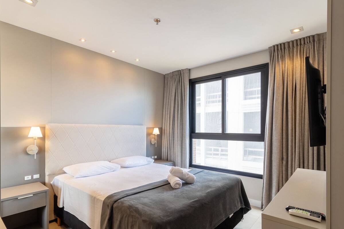 Apartamento básico | 1 dormitorio, wifi gratis, ropa de cama