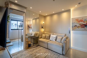 Basic Apartment | Lobby