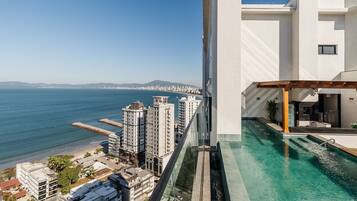 Apartamento básico | Piscina | Piscina externa