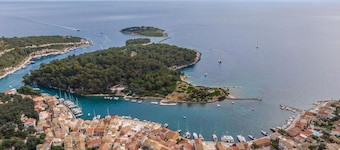 Ithaki Apt in Gaios With 1 Bedrooms and 1 Bathrooms