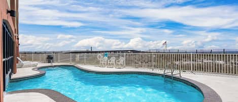 Innenpool, beheizter Pool