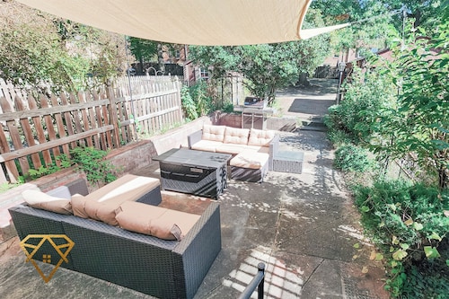 Colonial Luxe: Old Town w/ Firepit, Espresso Bar, Parking