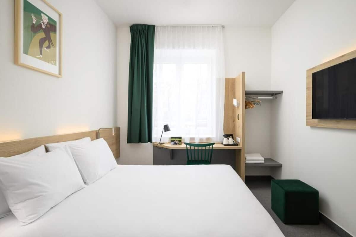 Bureau, espace de travail pour ordinateur portable